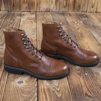 RockCatRoll Handgefertigte Hosenträger und Zubehör aus Leder für Pike Brothers Denim Jeans. Der Shop für Oldschool Arbeits Jeans Accessoires von Fat Mike aus Bünde